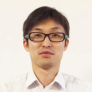 アンティークカメラ専門店サンケイススタッフ